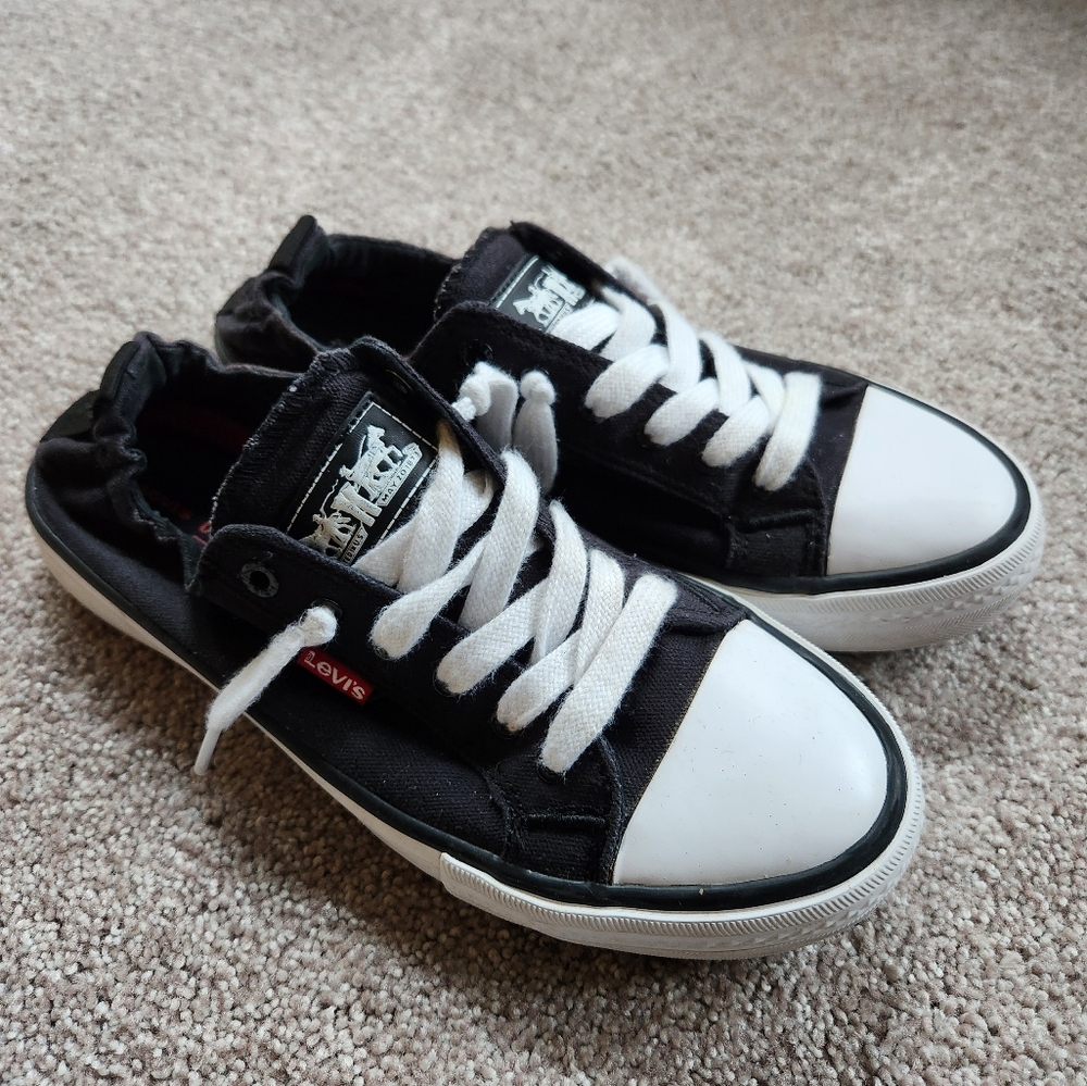 Women's Levi's Stan G Black Denim Sneakers Comfort Tech Size 7